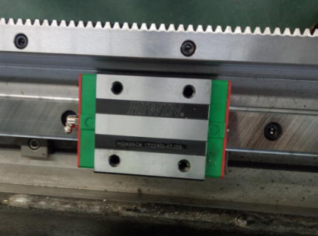 OREE LASER EH3015 3000W Raycus  Направляющие HIWIN (Тайвань) 