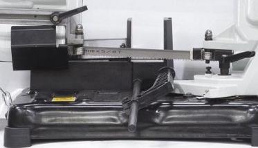 Stalex BS-150 
  Гибкость в использовании  
 Возможность поворота пилы в диапазоне от - 0° …+45° для распила под различными углами  
